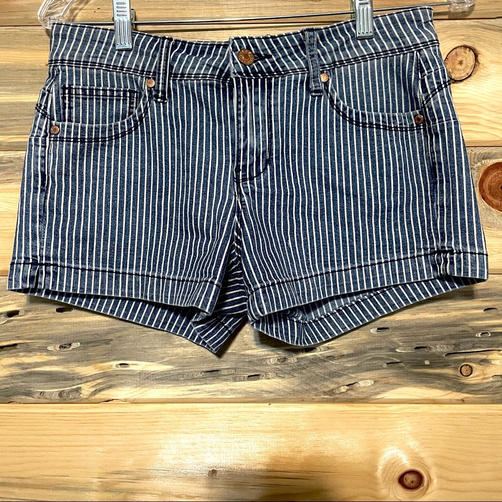 GUESS blue and white striped jean shorts